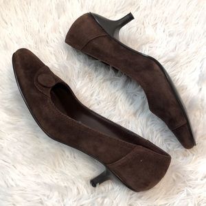 Chinese Laundry Brown Leather Kitten Heels